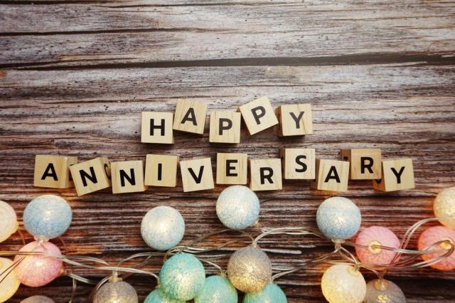 What Flowers Are Good For A June Anniversary?